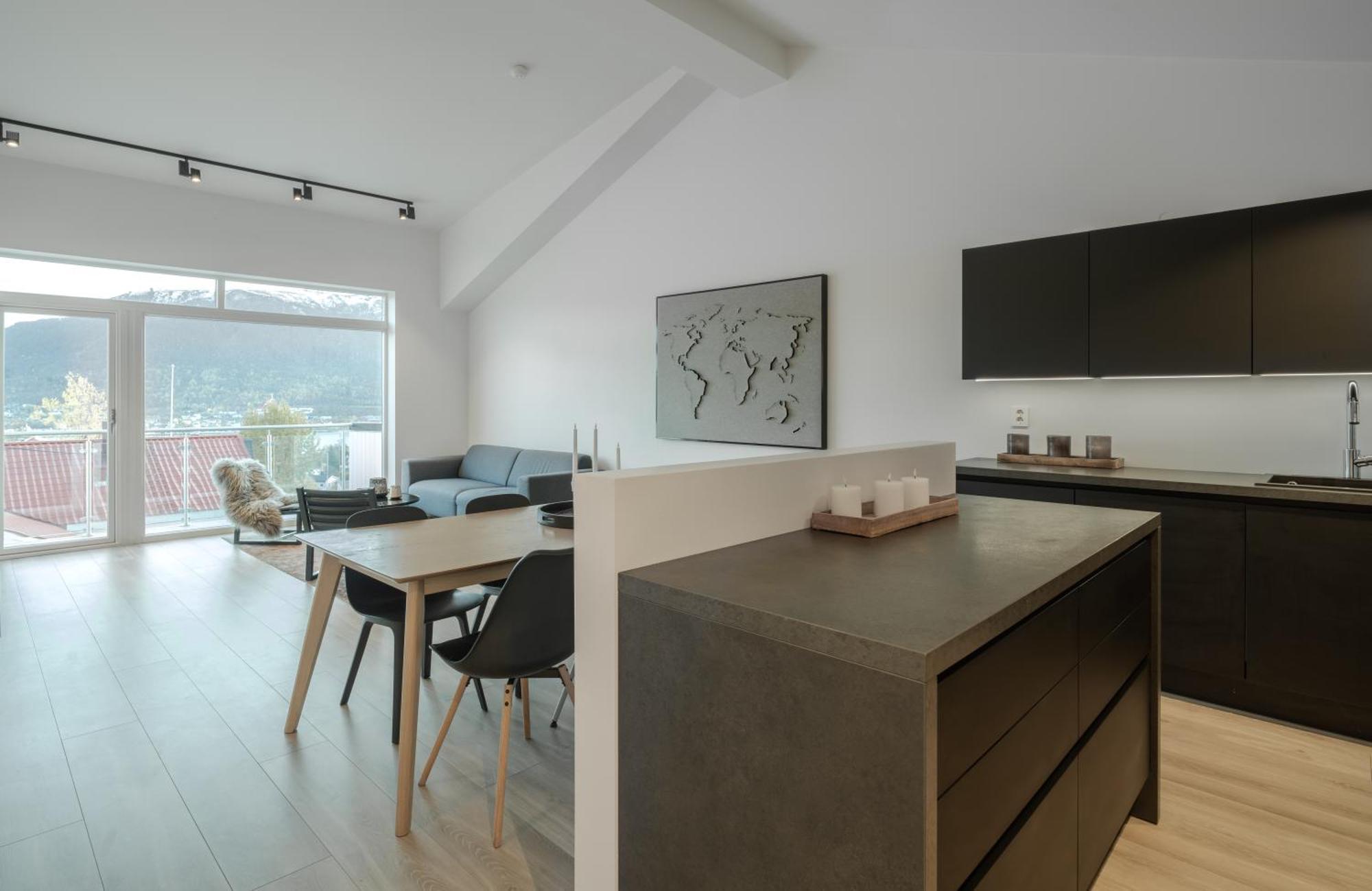Staying Apt 3 - New And Modern Тромсё Экстерьер фото